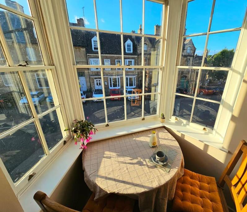 Private Woody Apartment, 2 King Beds, Very Centre Stamford Exterior foto